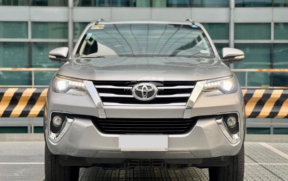 2016 Toyota Fortuner  2.4 V Diesel 4x2 AT in Makati, Metro Manila