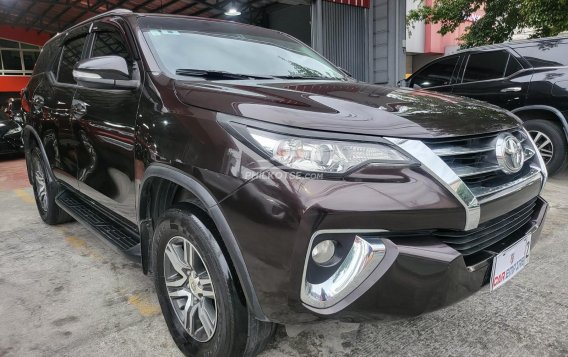 2017 Toyota Fortuner  2.7 G Gas A/T in Las Piñas, Metro Manila-7