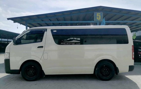 2021 Toyota Hiace  Commuter 3.0 M/T in Pasay, Metro Manila-3