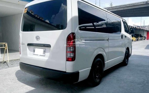 2021 Toyota Hiace  Commuter 3.0 M/T in Pasay, Metro Manila-5