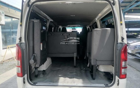 2021 Toyota Hiace  Commuter 3.0 M/T in Pasay, Metro Manila-11