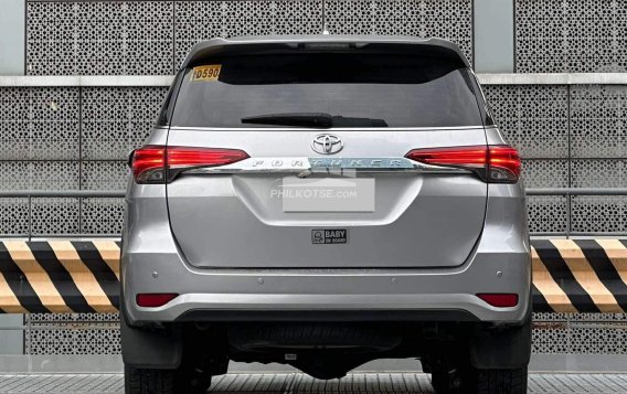 2018 Toyota Fortuner in Makati, Metro Manila-14