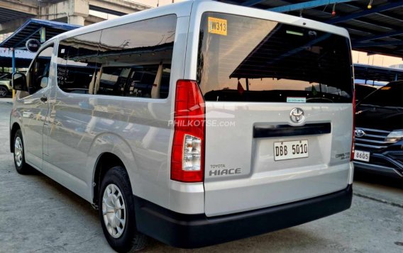 2022 Toyota Hiace  Commuter Deluxe in Pasay, Metro Manila-5