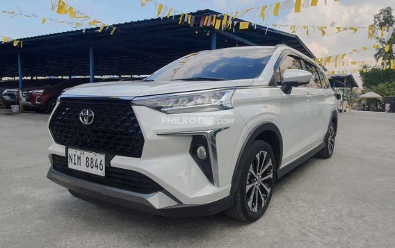 2023 Toyota Veloz V CVT (Platinum White Pearl Mica) in Pasay, Metro Manila