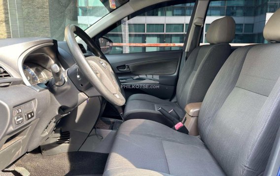 2020 Toyota Avanza  1.3 E A/T in Makati, Metro Manila-13