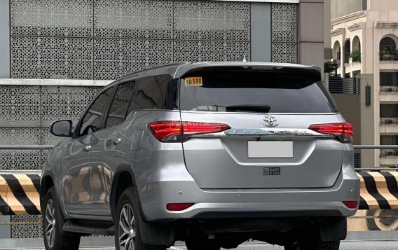 2018 Toyota Fortuner  2.4 V Diesel 4x2 AT in Makati, Metro Manila-3