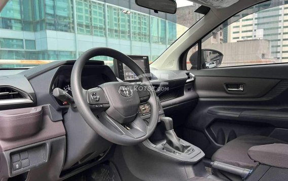 2024 Toyota Avanza  1.3 E AT in Makati, Metro Manila-14