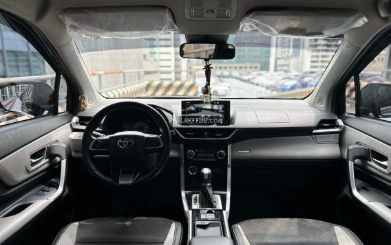 2023 Toyota Veloz in Makati, Metro Manila-11