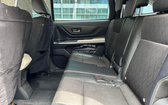 2023 Toyota Veloz in Makati, Metro Manila-18