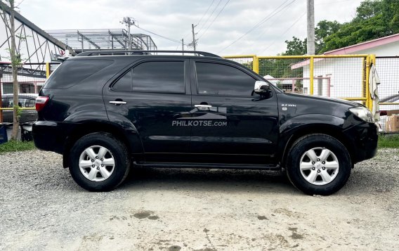 2010 Toyota Fortuner  2.7 G Gas A/T in Pasay, Metro Manila-1