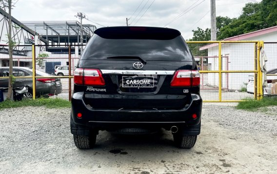 2010 Toyota Fortuner  2.7 G Gas A/T in Pasay, Metro Manila-2