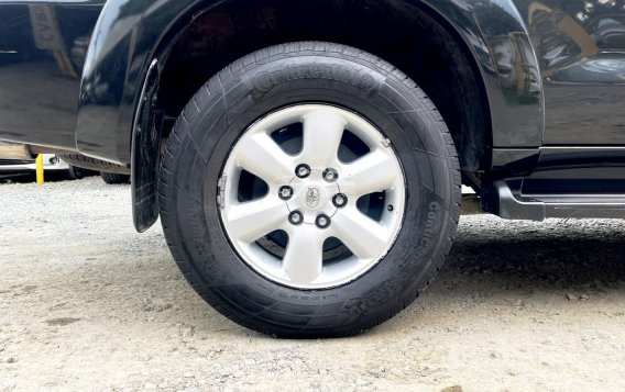 2010 Toyota Fortuner  2.7 G Gas A/T in Pasay, Metro Manila-6