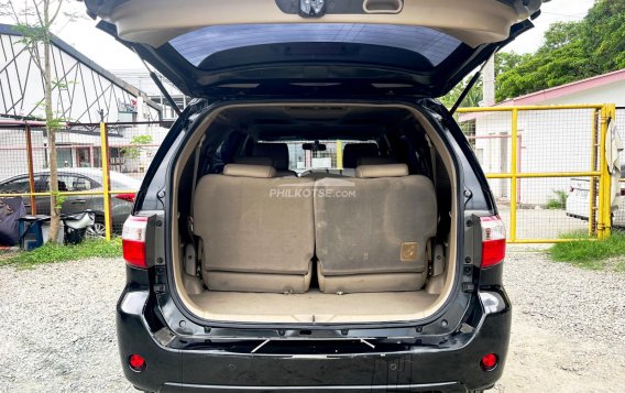 2010 Toyota Fortuner  2.7 G Gas A/T in Pasay, Metro Manila-17