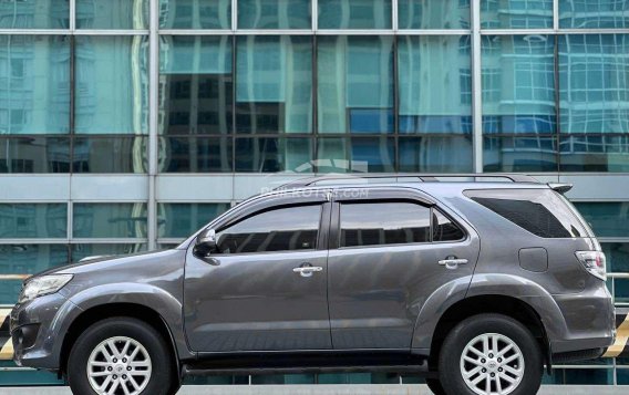 2013 Toyota Fortuner in Makati, Metro Manila-5