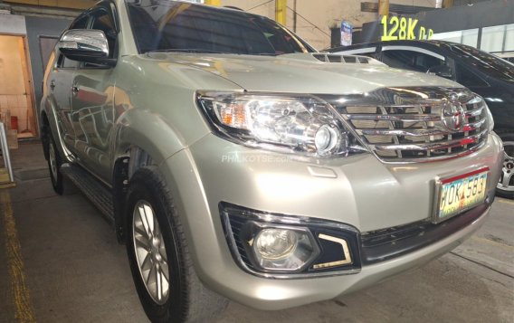 2014 Toyota Fortuner in Quezon City, Metro Manila-2