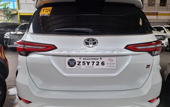 2024 Toyota Fortuner GR Sport 2.8 Diesel 4x4 AT in Quezon City, Metro Manila-4