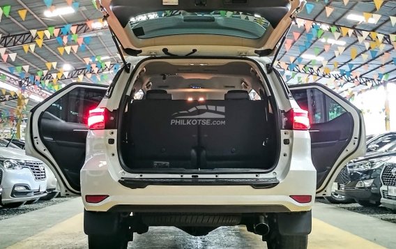 2023 Toyota Fortuner 2.4 V Pearl Diesel 4x2 AT in Quezon City, Metro Manila-7