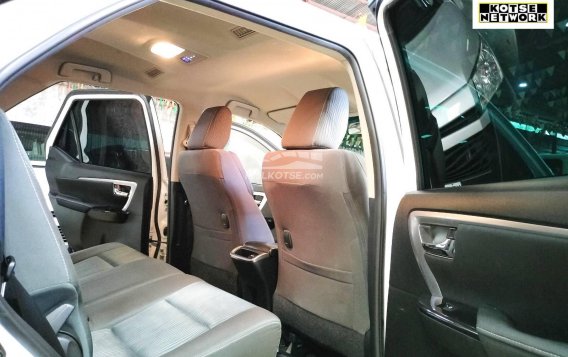 2023 Toyota Fortuner 2.4 V Pearl Diesel 4x2 AT in Quezon City, Metro Manila-11