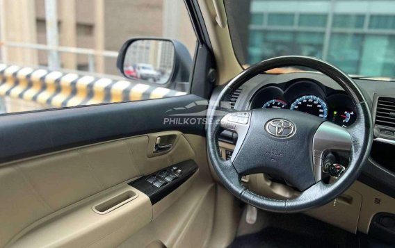 2014 Toyota Fortuner in Makati, Metro Manila-9