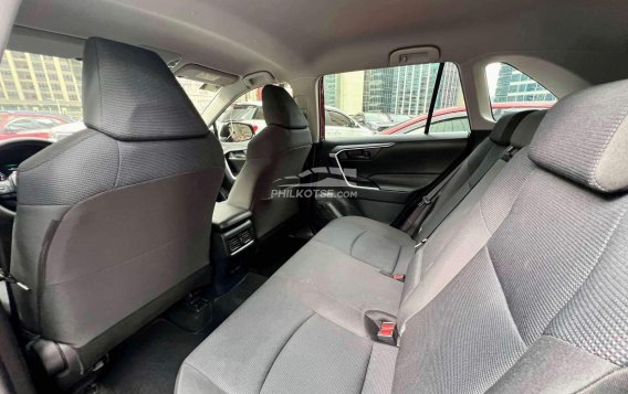 2019 Toyota RAV4 in Makati, Metro Manila-12