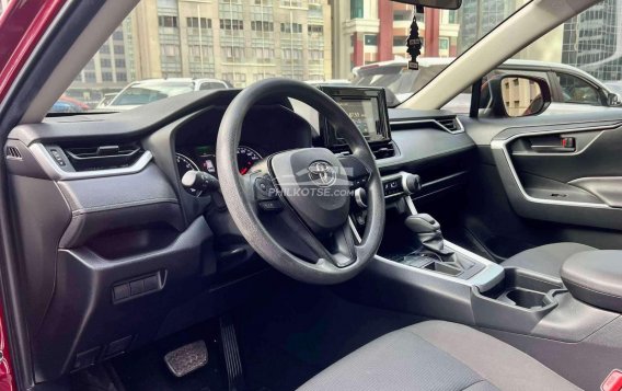 2019 Toyota RAV4 in Makati, Metro Manila-13