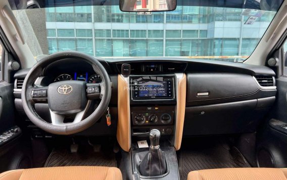 2017 Toyota Fortuner in Makati, Metro Manila-16