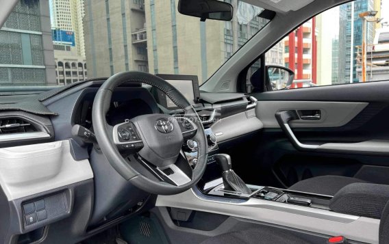 2023 Toyota Veloz in Makati, Metro Manila-13