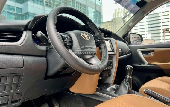 2017 Toyota Fortuner  2.4 G Diesel 4x2 MT in Makati, Metro Manila-9