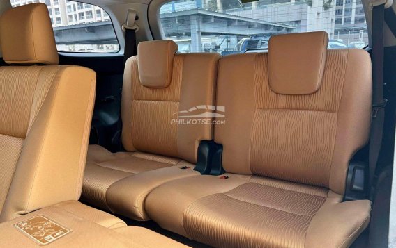 2017 Toyota Fortuner  2.4 G Diesel 4x2 MT in Makati, Metro Manila-14