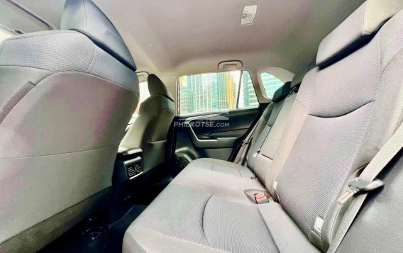 2019 Toyota RAV4 in Makati, Metro Manila-5