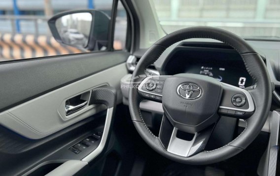 2022 Toyota Veloz in Makati, Metro Manila-11