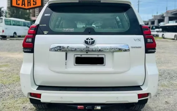 2016 Toyota Land Cruiser Prado in Parañaque, Metro Manila-3