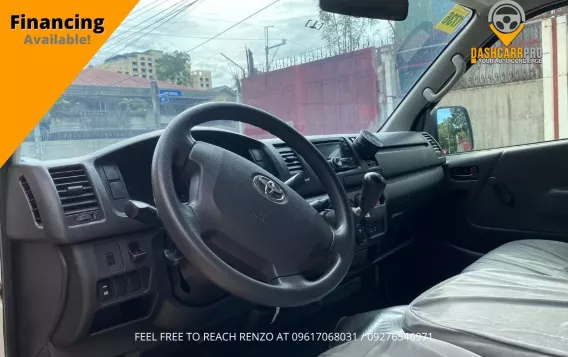 2015 Toyota Hiace in Quezon City, Metro Manila-2