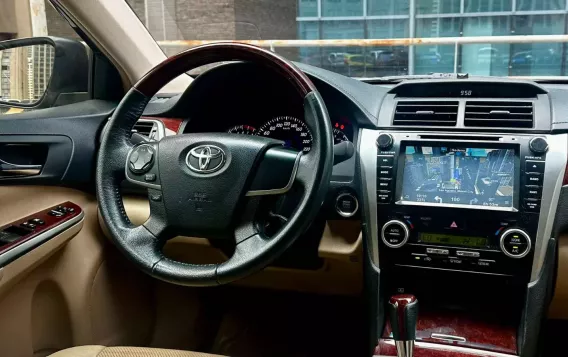 2013 Toyota Camry in Makati, Metro Manila-8