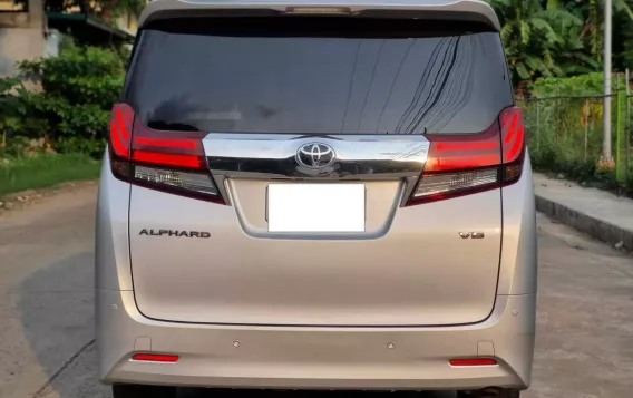 2018 Toyota Alphard  3.5 Gas AT in Caloocan, Metro Manila-9