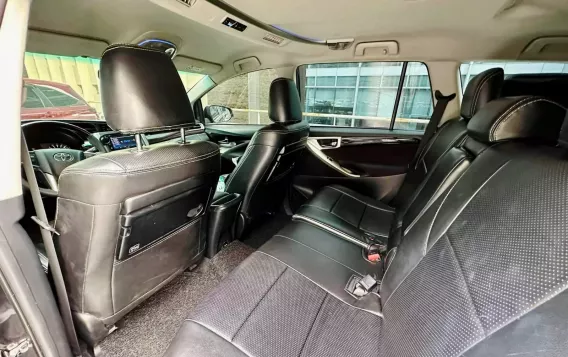 2018 Toyota Innova  2.8 G Diesel AT in Makati, Metro Manila-9