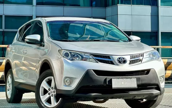 2014 Toyota RAV4 in Makati, Metro Manila-1