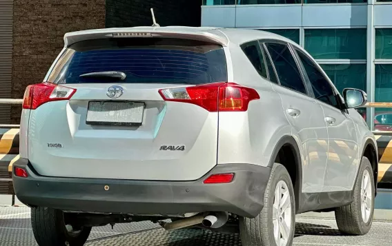 2014 Toyota RAV4 in Makati, Metro Manila-8