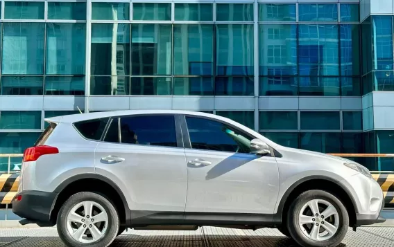 2014 Toyota RAV4 in Makati, Metro Manila-9