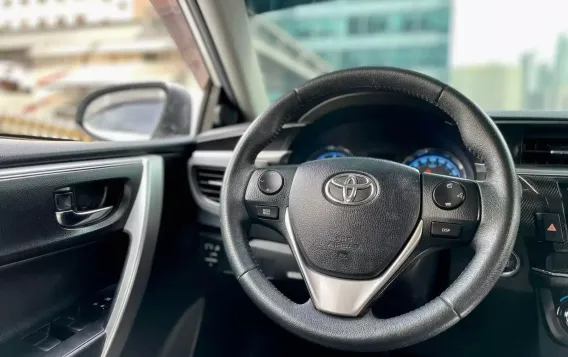 2016 Toyota Altis in Makati, Metro Manila-11