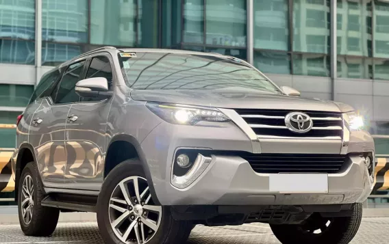 2016 Toyota Fortuner  2.4 V Diesel 4x2 AT in Makati, Metro Manila-3