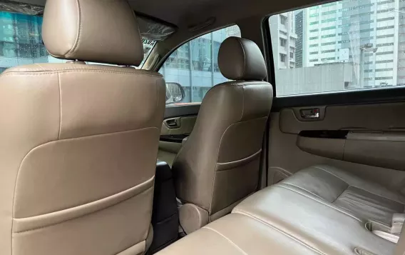 2013 Toyota Fortuner  2.4 G Diesel 4x2 AT in Makati, Metro Manila-15