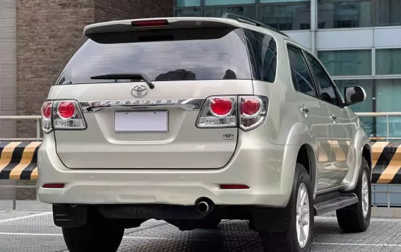 2014 Toyota Fortuner  2.4 V Diesel 4x2 AT in Makati, Metro Manila-1