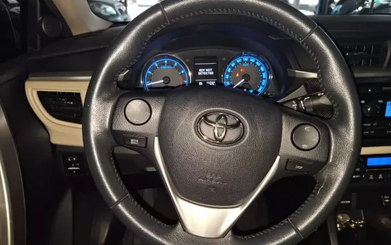 2014 Toyota Altis in Marikina, Metro Manila-10