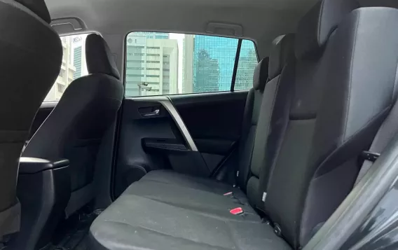 2015 Toyota RAV4 in Makati, Metro Manila-14