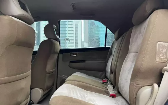 2014 Toyota Fortuner 2.4 G Gasoline 4x2 AT in Makati, Metro Manila-8