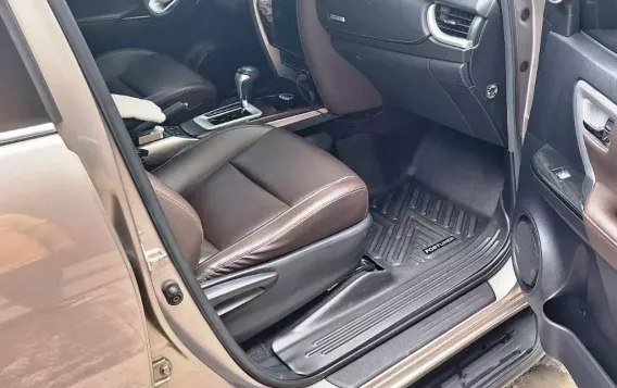 2017 Toyota Fortuner  2.4 V Diesel 4x2 AT in Mandaluyong, Metro Manila-8