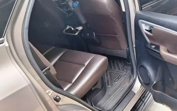 2017 Toyota Fortuner  2.4 V Diesel 4x2 AT in Mandaluyong, Metro Manila-11