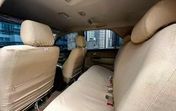 2014 Toyota Fortuner  2.4 G Diesel 4x2 AT in Makati, Metro Manila-15