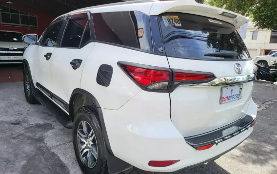 2016 Toyota Fortuner  2.4 G Diesel 4x2 AT in Las Piñas, Metro Manila-3